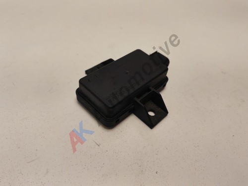 Mercedes C E Class W204 W212 Tyre Pressure Control Module ECU A0009003704 - Picture 3 of 7
