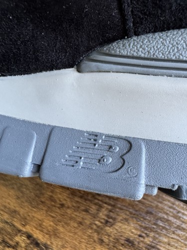 NEW BALANCE • U997BK • MADE IN USA • UK 9 (EUR 43) • NEU & OVP - Bild 20 von 24