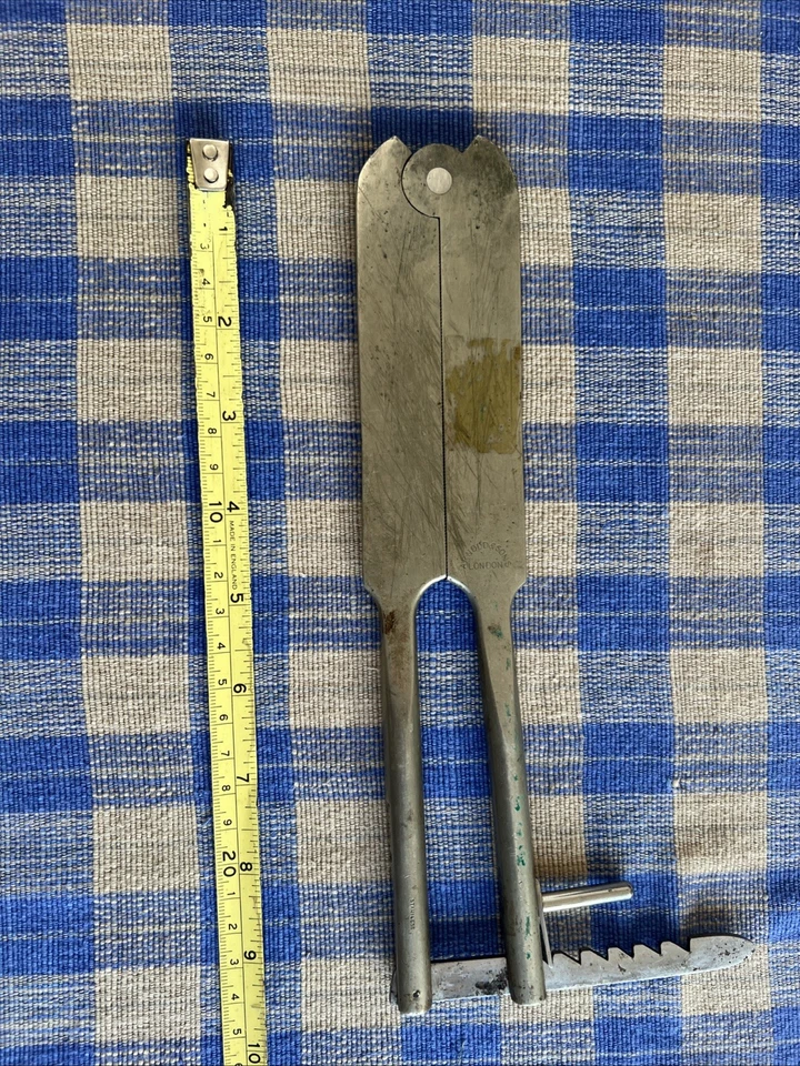 Antique Veterinary Arnold & Sons London Castration Clamps - Image 2 of 4