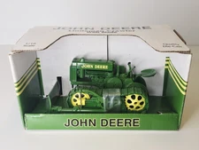 SpecCast - John Deere Lindeman Crawler With Blade - 1:16 Diecast