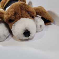 FAO Schwarz dog Puppy plush 11  Beagle Basset Hound