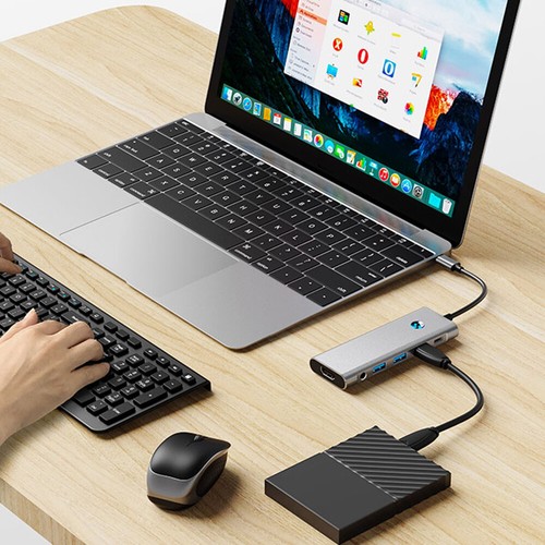9 in 1 Hub Docking Station Type-C to HDMI Adapter 4K @60Hz HDMI USB 3.0 SD TF - Picture 8 of 13