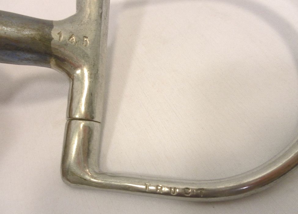Dee Jointed Snaffle Bit by Trust Größe 3/4 145 or 5 3/4 Größe inches 5221fd Dee Jointed Snaffle Bit by Trust Größe 3/4 145 or 5 3/4 Größe inches 5221fd