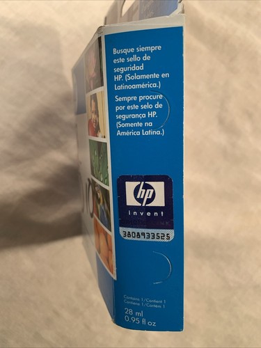 HP 11 Magenta Ink Cartridge. Expired - Picture 5 of 7