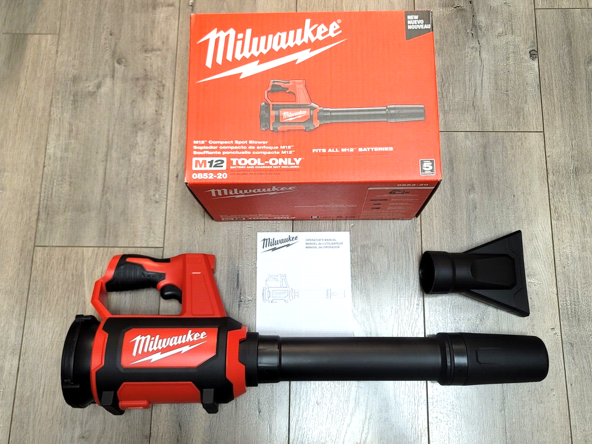 Milwaukee M12 Compact Spot Blower w/Wide Nozzle Attachment #0852