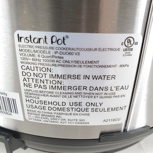 Instapot 6 in 1 Programmable Pressure Cooker 6 Quart Slow Cooker Complete EUC  - Picture 3 of 13