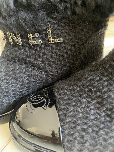 CHANEL AUTHENTIC LOGO WOMEN BOOTS SHOES BLACK SHEEPSKIN WOOL ITALY 37 - Picture 3 of 10