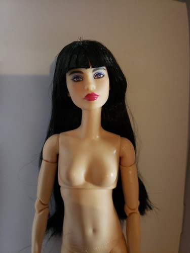 NUDE BARBIE TALL Made To Move Articulated Doll RAVEN HAIR WITH BANGS - Picture 3 of 8