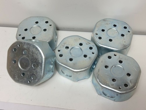 LOT OF 5 APPLETON 3-0 1/2 OCTAGONAL 3 1/4" OUTLET BOX 1 1/2" DEEP (NOS) - Picture 6 of 8