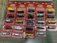 Lot Of 24 Maisto Cars Santa's Workshop Motor Works China Fabri-Centers America