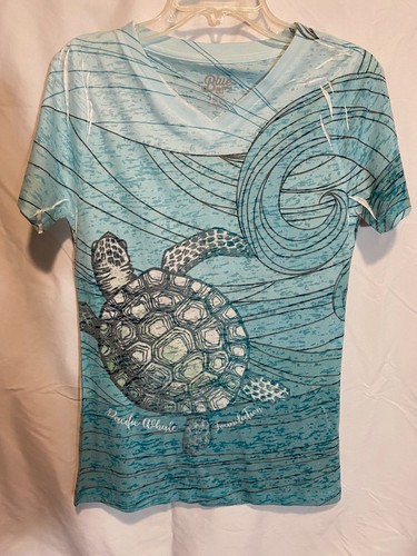 Blue 84 T Shirt Light Blue Sz S Turtle Front Short Sleeves V Neck Pullover Great - Picture 2 of 19