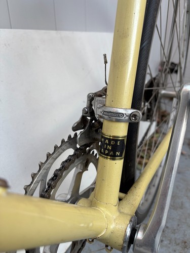 Bianchi Vintage Road Bike / Yellow / Made in Japan - Picture 6 of 9