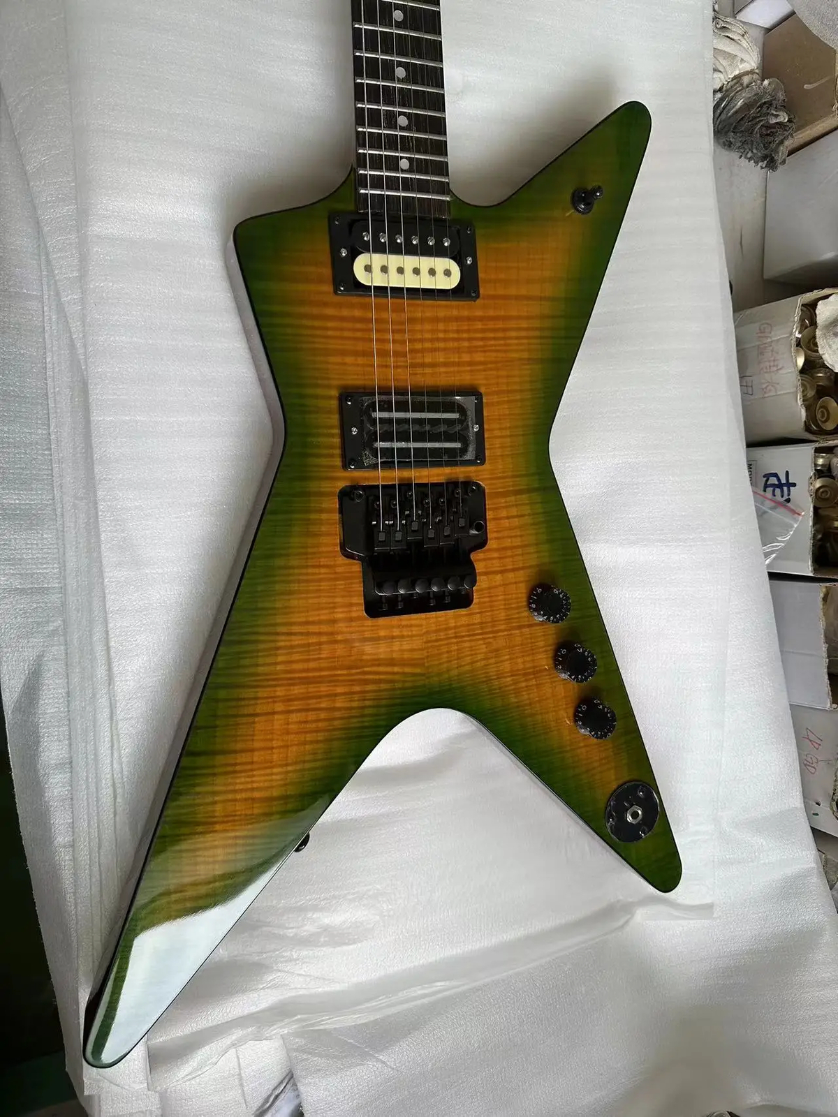 Dean Dimebag Darrell Electric Guitar Rose Wood Fingerboard, Including