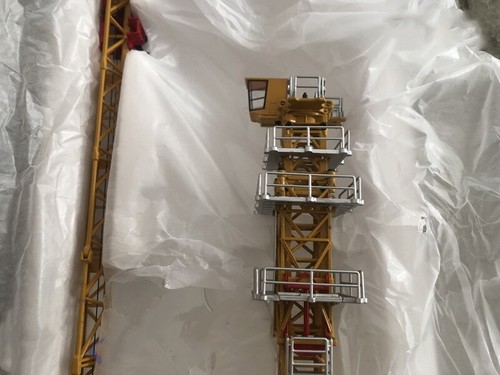 1:100 XCMG XGT 7532-20S Topless Tower Crane Constuction Equipment Diecast Model - Picture 11 of 12