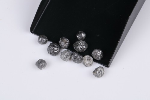 2 pezzi diamante grezzo tondo grigio scuro naturale 4-4,5 mm diamante grezzo grezzo sfuso non tagliato - Foto 3 di 7