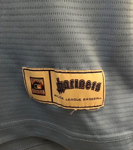 Camisa con cuello en V de los Seattle Mariners Majestic Cooperstown Collection - Imagen 2 de 5