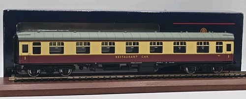 BACHMANN 'OO' GAUGE 39-252 BR CRIMSON/CREAM MK1 RESTAURANT CAR M4 COACH - Picture 1 of 4
