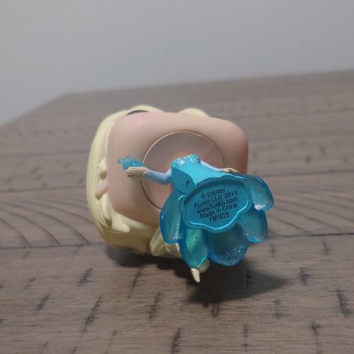Disney Frozen Elsa Funko Pop Vinyl Figure #82 - Picture 5 of 6