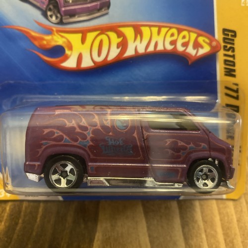 Hot Wheels 2008 New Models 07/40 Purple Custom '77 Dodge Van Toy 007/172 (D8 - Picture 2 of 6