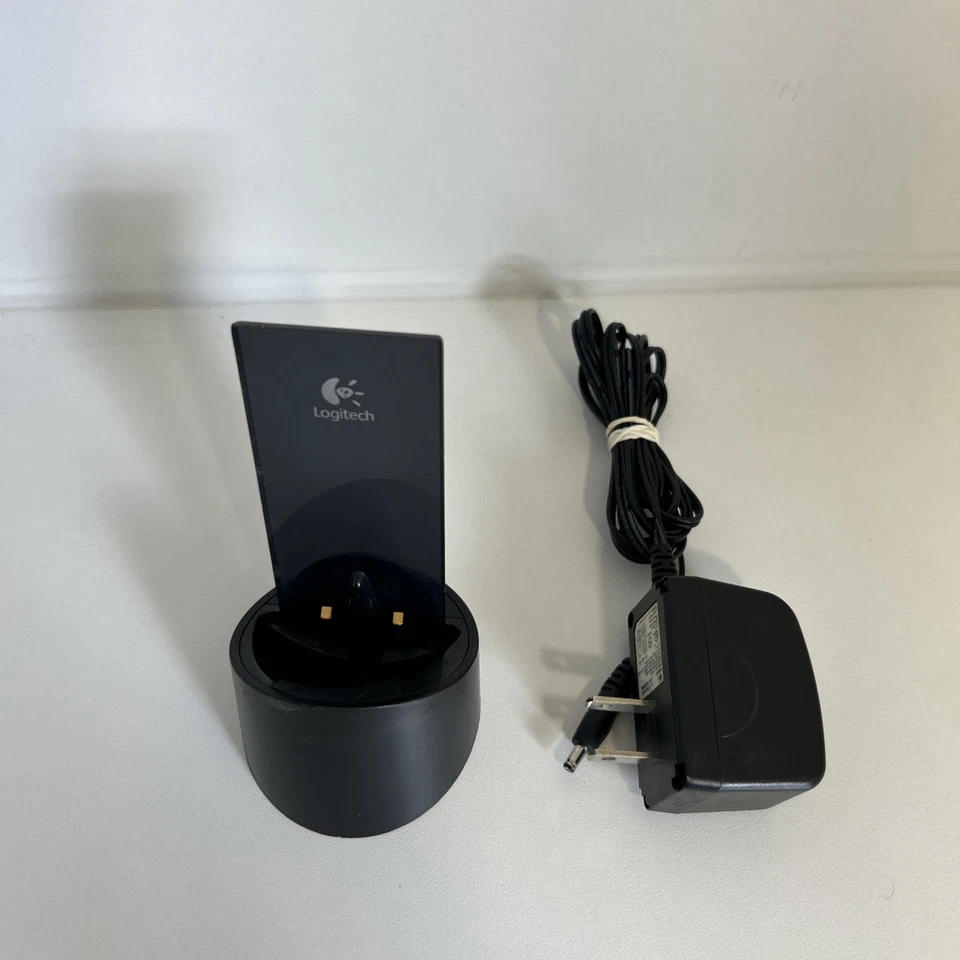 Logitech L-LK10 865371-0000 Charging Base for MX1000 M-RBA97 Bluetooth Mouse - Image 2 of 4