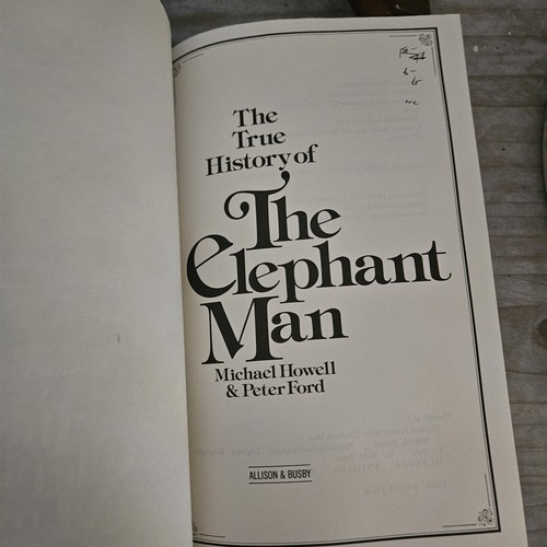 THE TRUE HISTORY OF THE ELEPHANT MAN 1st Edition 1980 Near Fine/NF Merrick - Bild 6 von 17
