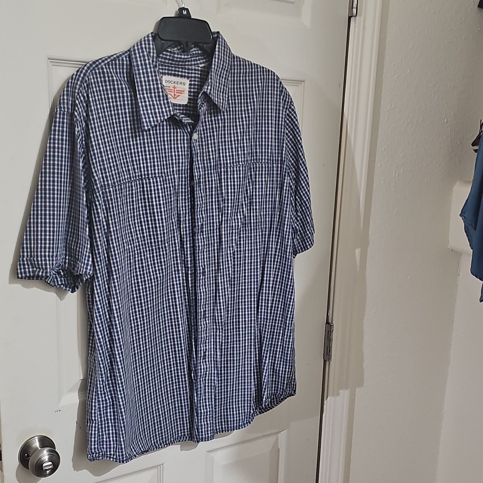 Dockers Men's M Blue White Plaid Cotton Button-Up Short Sleeve Shirt