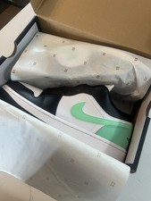 AIR JORDAN 1 LOW WHITE/BLACK-GREEN GLOW BLANC/LUEUR VERTE/NOIR 10.5