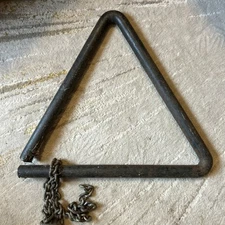 Antique Triangle Steel Dinner Time Bell Farm Ranch Calling Cow Cowboy Western