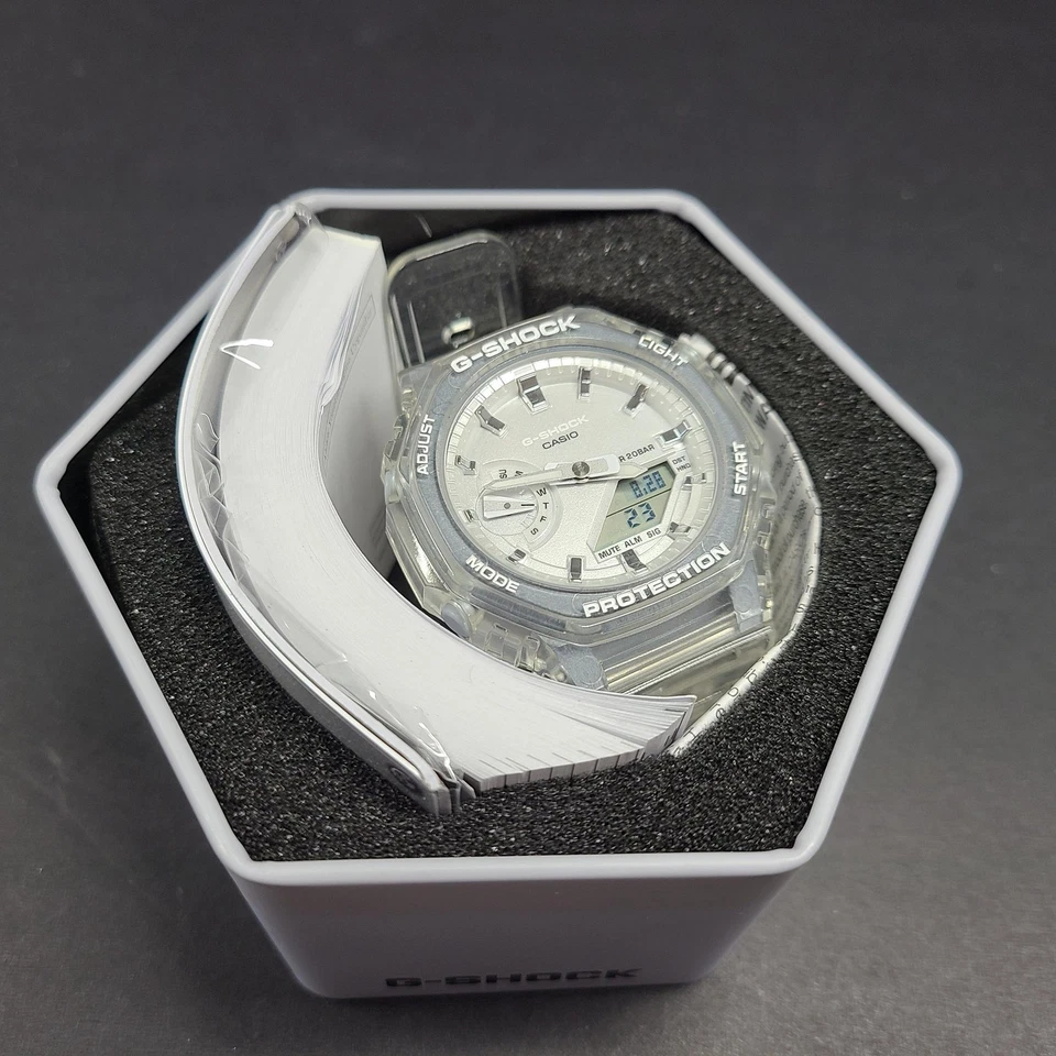 Casio G-Shock GMA-2100SK Carbon Core Guard Aalog-Digital Watch Clear/Silver - Image 2 of 4