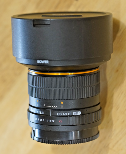 Bower ( Samyang, Rokinon ) 14mm f2.8 MF Ultra Wide Angle Lens in Sony-A Mount - Picture 2 of 6