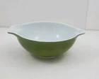 Vintage 4 qt. Pyrex USA Green Cinderella Large Mixing Bowl 10" 13" handle