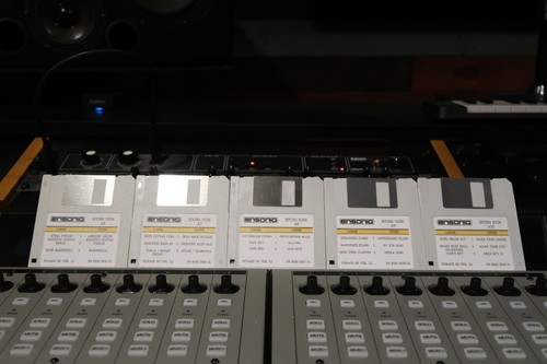 Jeu de disques Ensoniq Mirage 10 - disque de bibliothèque d'usine A1-A10 - livraison la plus rapide - Photo 7/8