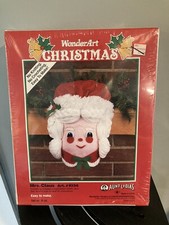 Vintage WonderArt Aunt Lydia's Mrs Claus Felt Yarn Christmas Craft Kit - new