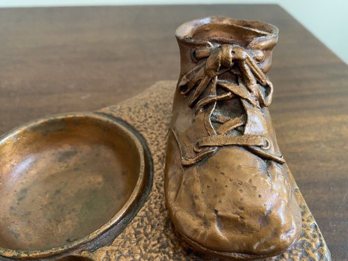 Vintage bronzed baby shoe brass colored base trinket dish, adorable HEIRLOOM EUC - Picture 4 of 11