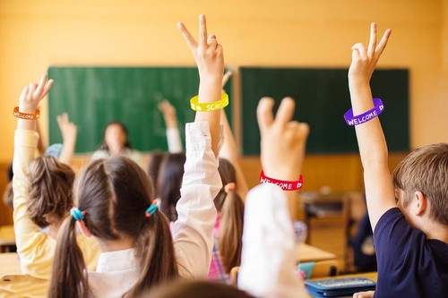 24PCS Welcome Back to School Party Rubber Bracelets First Day of School Party... - Picture 4 of 5