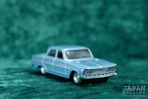 [TOMICA LIMITED VINTAGE LV-02c 1/64] PRINCE GLORIA (azul cielo) - Imagen 5 de 10