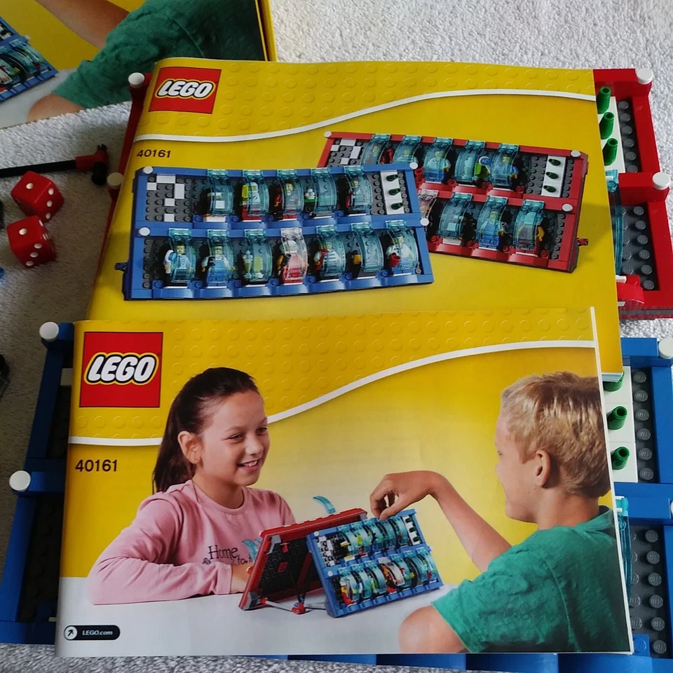 LEGO 40161 ¿Qué soy? Juego y Set con 536 Piezas 16 Minifiguras Completo PRE-USADO Foto 3 de 4