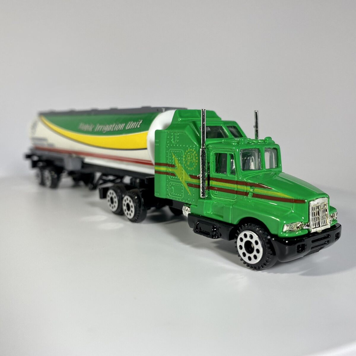 Diecast tractor cheap trailers