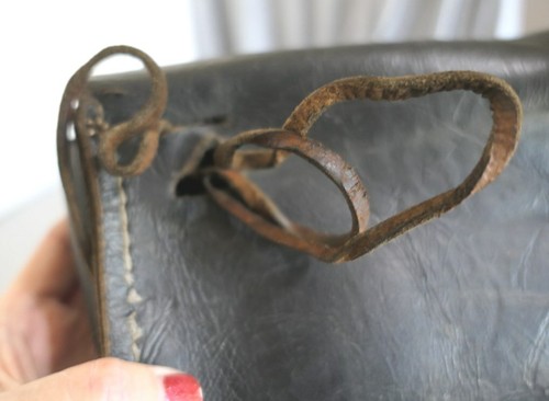 8,25" handgefertigte Leder Lenker Utility Werkzeug Western Satteltasche mit Saiten - Bild 4 von 12