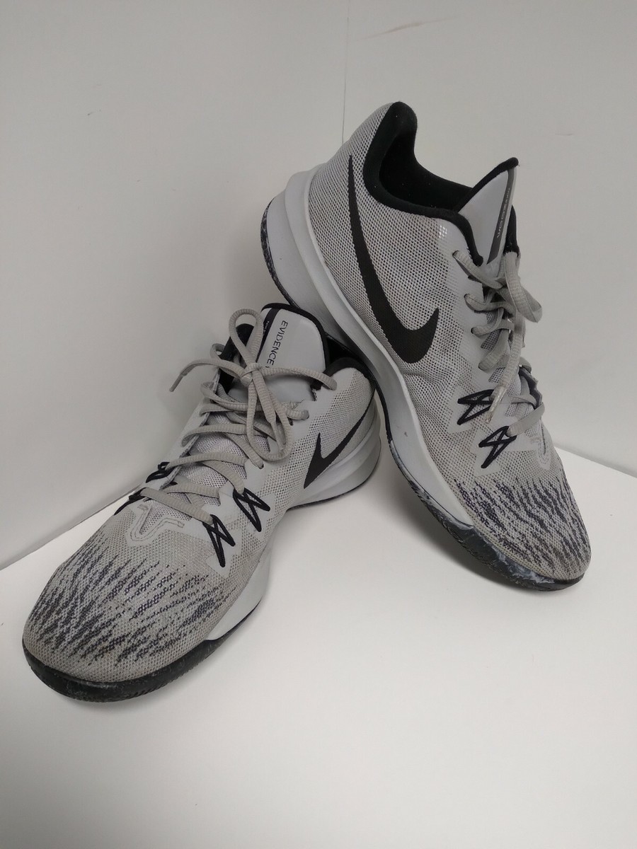 nike evidence zoom 2