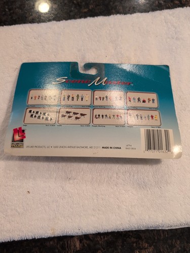 Life-Like Trains Scene Master CITY PEOPLE 7-Piece Figure Set #1854 Accessory NOS - Picture 2 of 3