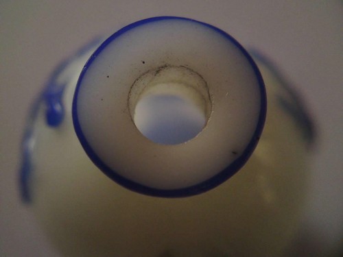 Chinese Sapphire-Blue Overlay White Carved Deer Pine Peking Glass Snuff Bottle - Picture 7 of 12
