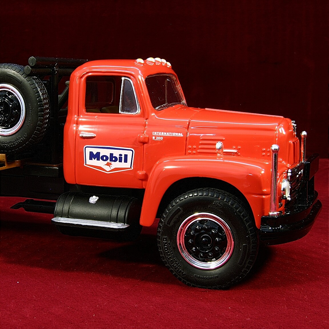 Muy raros-Mobil Beumont - 1957 ih R200 DIN Polo CAMIÓN CABRESTANTE. - First Gear Muy raros-Mobil Beumont - 1957 ih R200 DIN Polo CAMIÓN CABRESTANTE. - First Gear