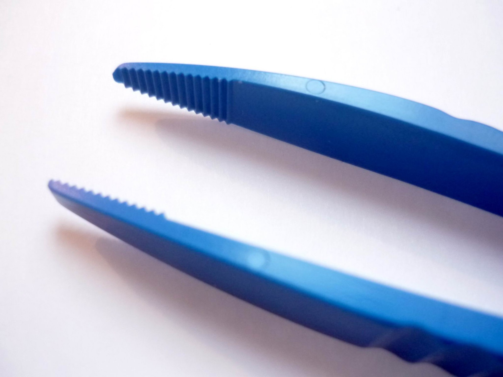 Tweezers plastic tweezers plastic plastic plastic PVC tweezers