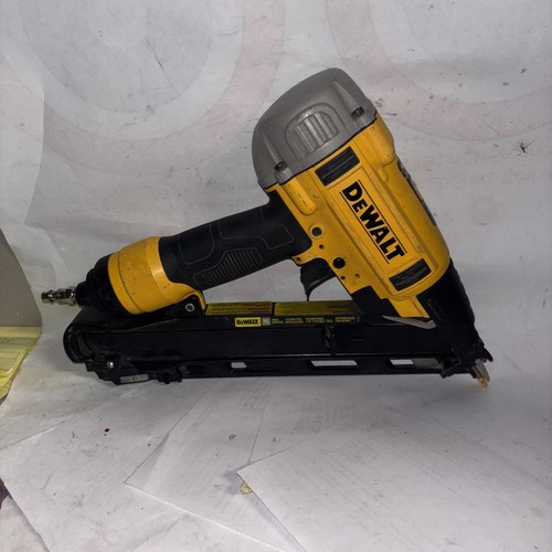 DEWALT DWFP72155 34 Degrees Angle 15Ga Finish Nailer - Yellow - Picture 2 of 5