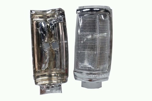 Front Corner Light Lamp Clear lens Fits Mitsubishi Mighty Max L200 1986 - 1994 - Picture 3 of 4