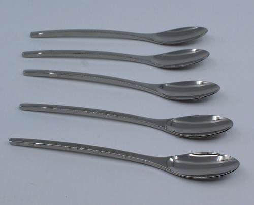 Mikimoto International Japan Stainless Steel 18-8 Spoon Set of 4 in Original Box - Picture 8 of 12