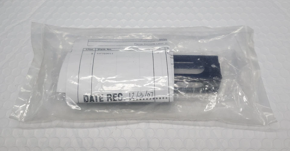 AMPHENOL TJT703011 TERMINAL JUNCTION MODULETJM FEEDBACK MOUNTING TRACK LW *NEW* - Image 2 of 2