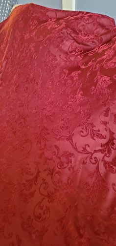 Cut Velvet By Fieldcrest, 70" Round Red Burgundy Tablecloth-It's Darker Than Pix - Picture 4 of 9
