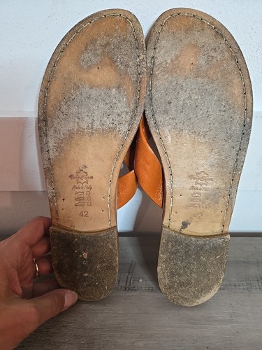 Vero Cuoio Siniscalchi Sorrento Italy Women’s Sz 11 42 Leather Thongs 3/4” Heel - Picture 3 of 6